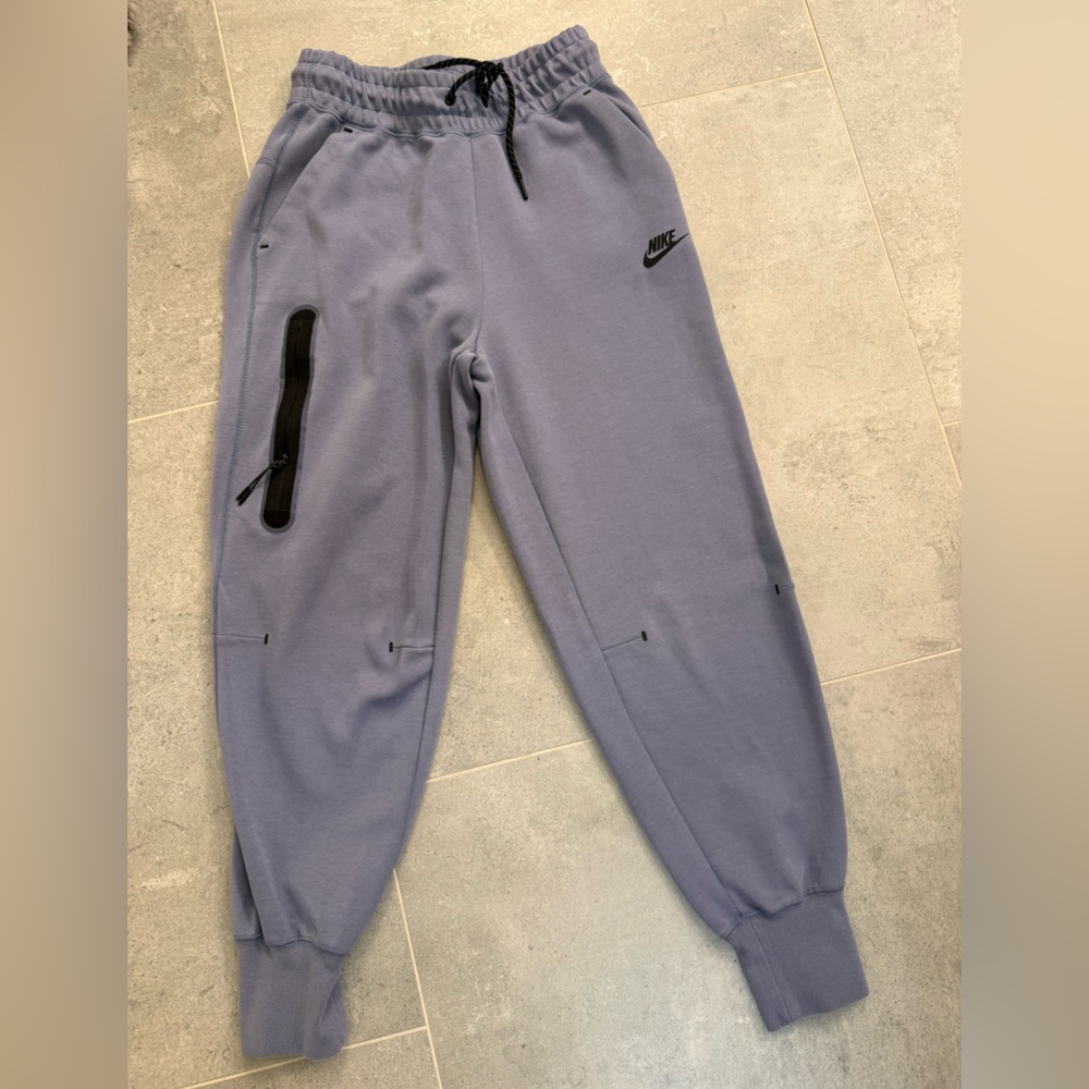 Nike Tech tracksuit / hoodie set - light purple/lavender/bluish tone. - Picture 8 of 10